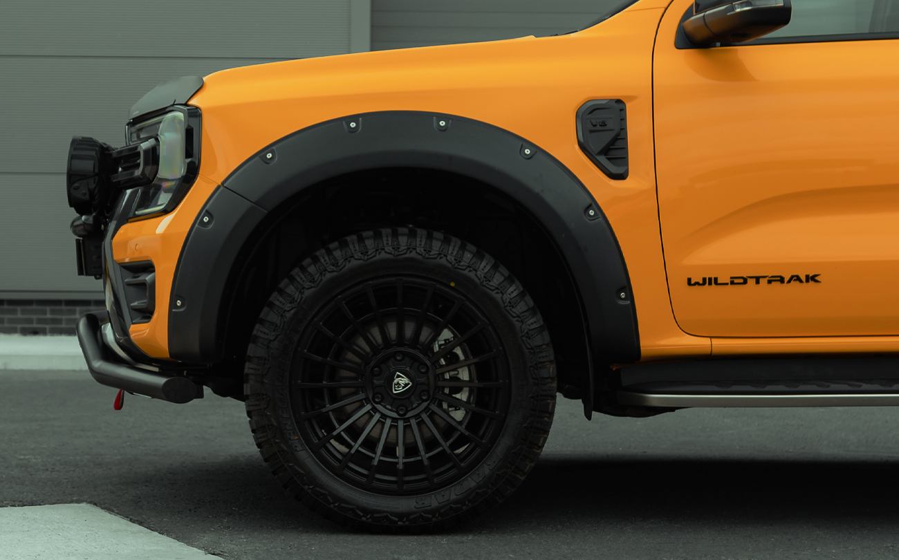 Next-gen Ranger Predator 20 inch alloys and wheel arches