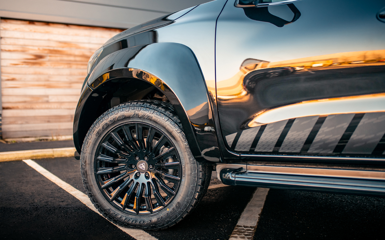 Navara NP300 widebody conversion by Predator